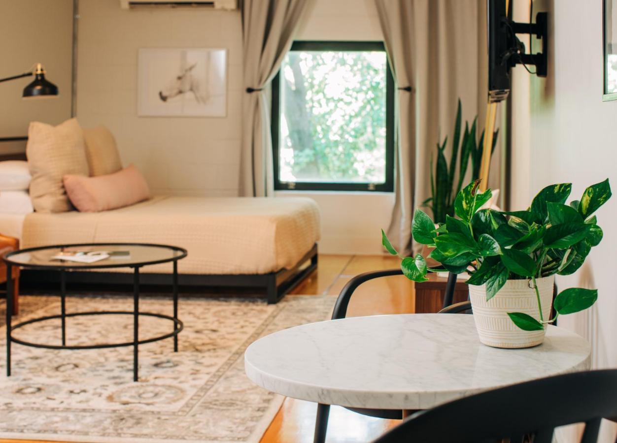 Stellar Suites Louisville-Jefferson County Extérieur photo